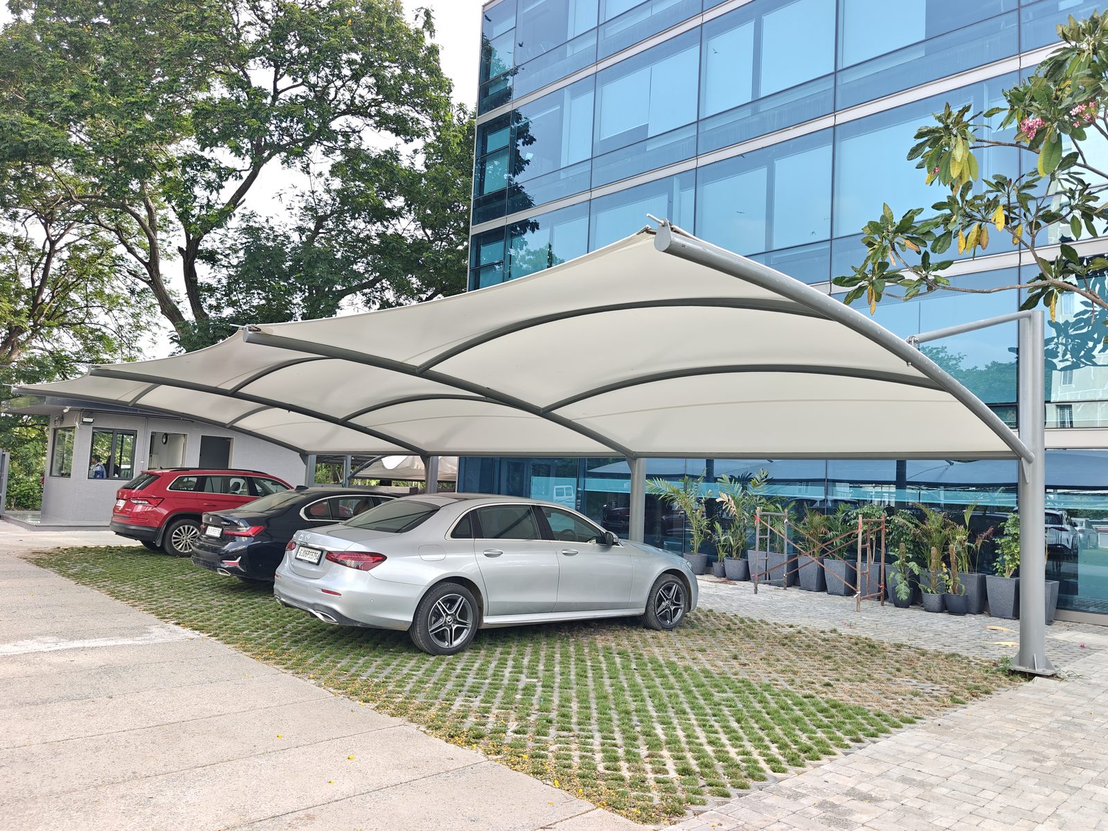 Cantilever canopy outside a corporate building